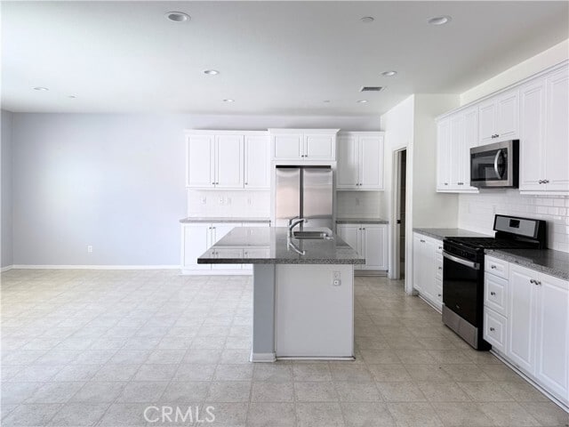 Building Photo - 3947 Trinitas Wy