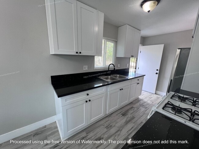 Building Photo - Nice Home For Rent