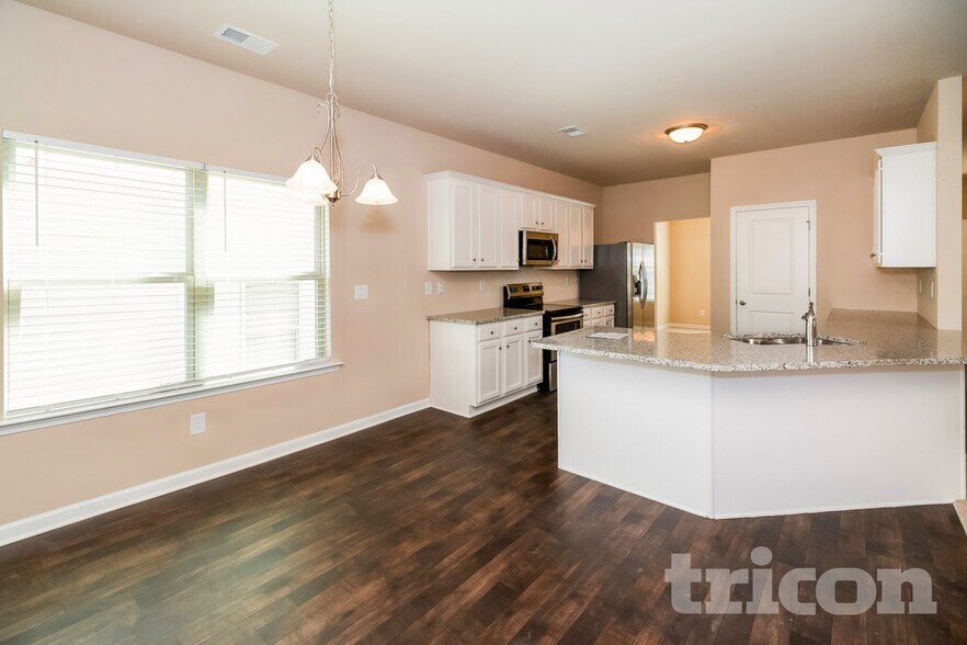 Building Photo - 143 Southwind Ln