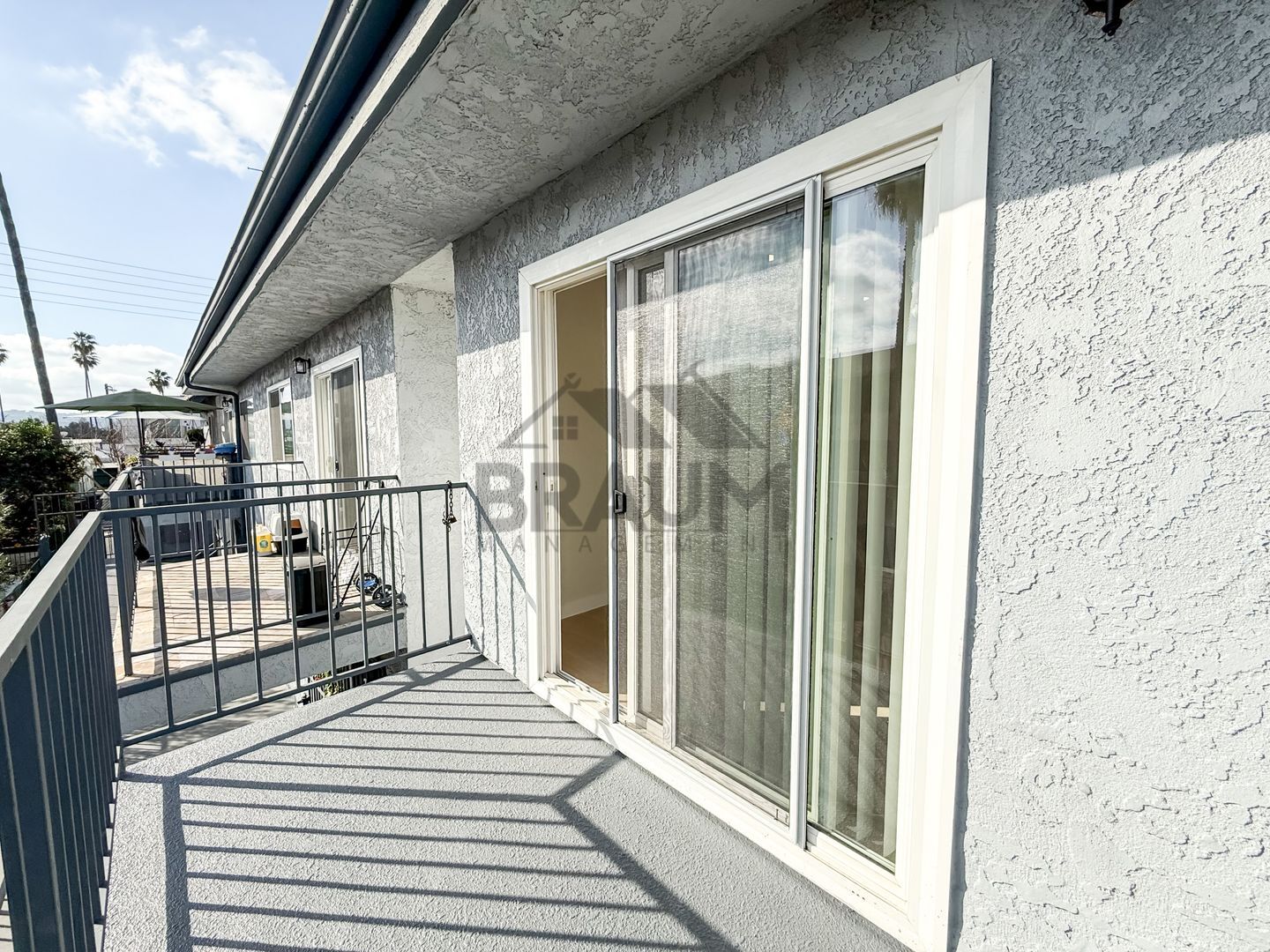 Building Photo - 14801 Delano St