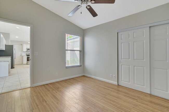 Building Photo - 1022 Island Manor Dr