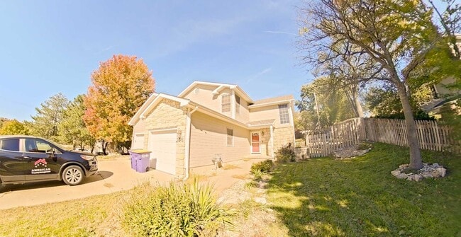 Primary Photo - Gorgeous West Side Home with Garage + Fenc...