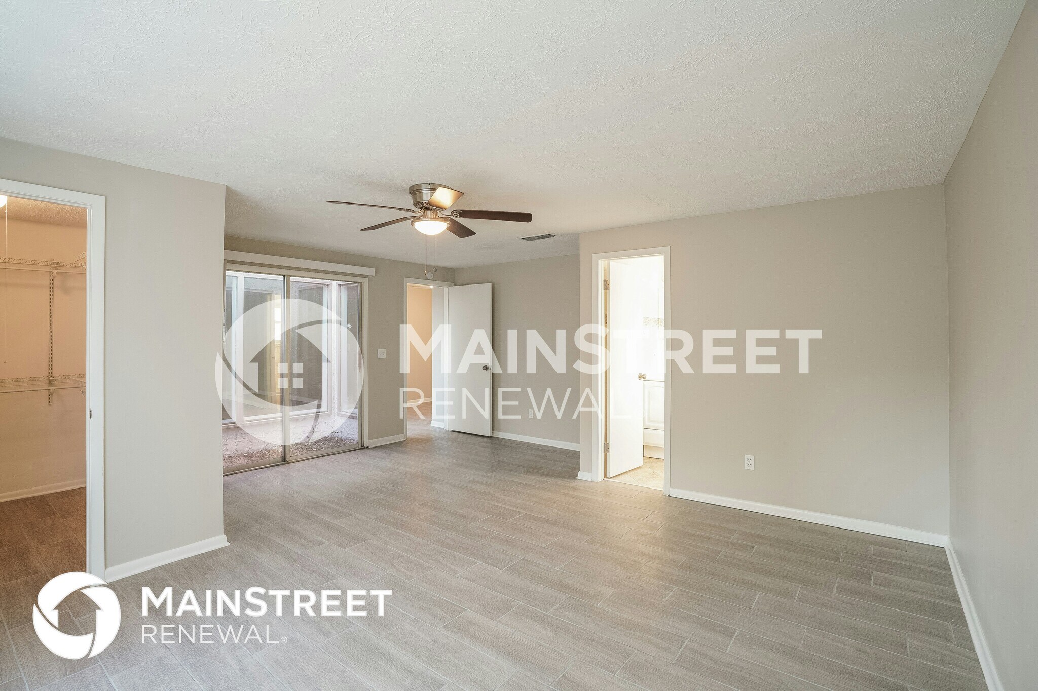 Building Photo - 970 Dostie Cir