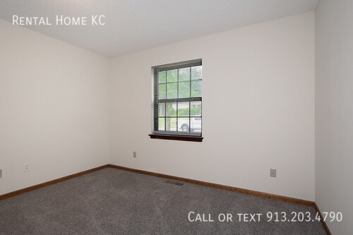 Building Photo - 4813 Woodward-