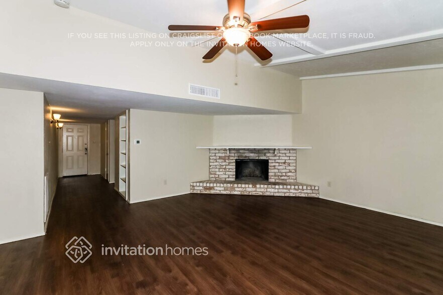 Building Photo - 3811 Coltwood Dr