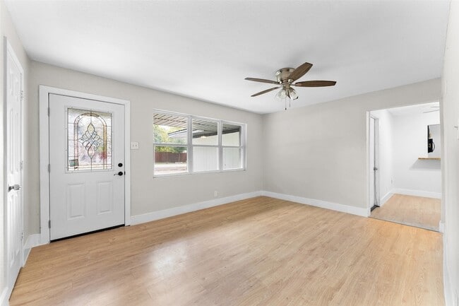 Building Photo - 12721 Dodson St