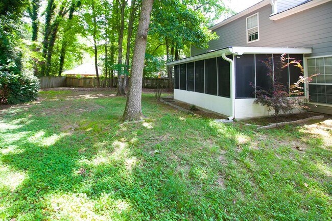 Building Photo - 4940 Tanners Spring Dr
