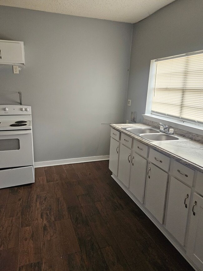 Building Photo - Available now