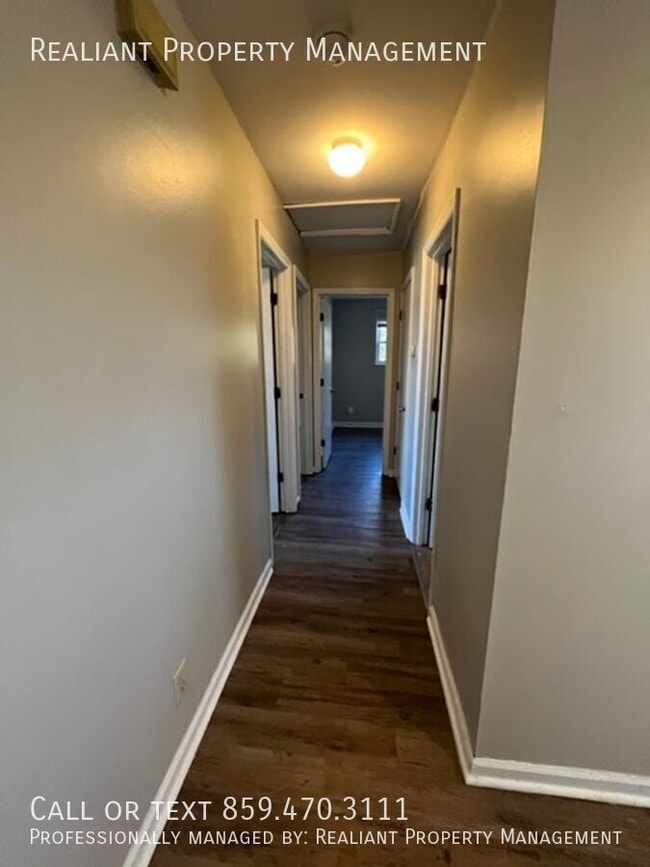 Building Photo - 1662 Costigan Dr