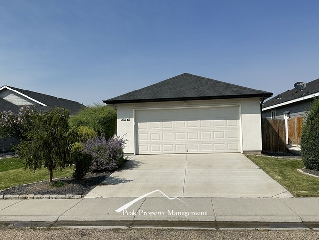 Building Photo - 12542 Ochoco St