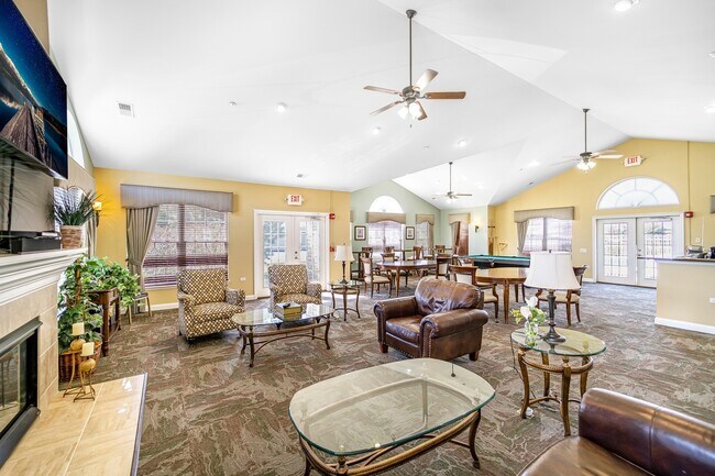 Building Photo - 16519 S Fox Run Cir