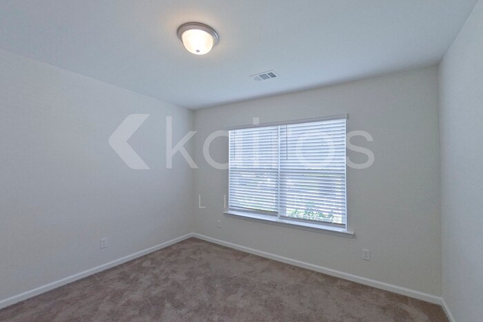 Building Photo - 103 St Phillip Wy