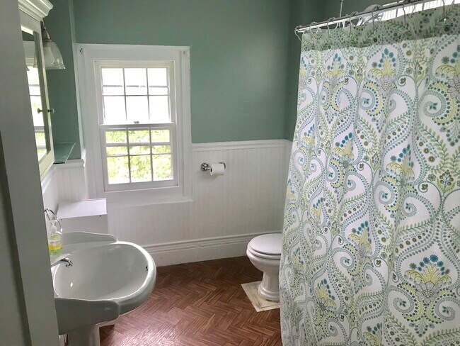 Building Photo - 191 Pulteney St