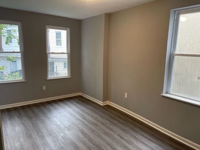 Building Photo - 6051 W Girard Ave