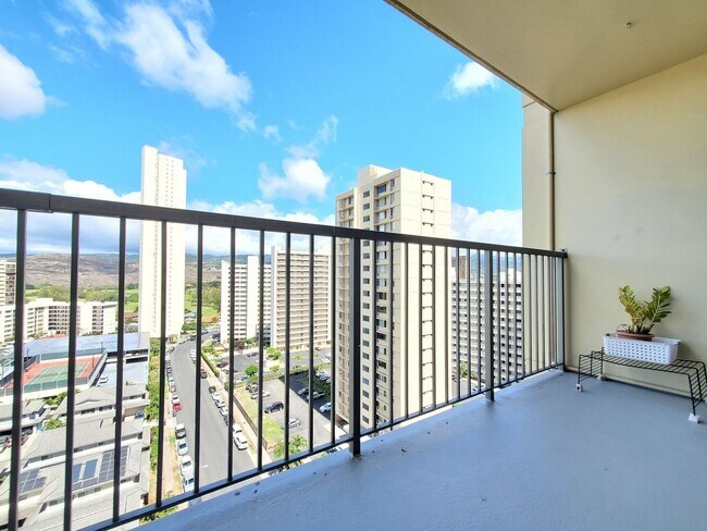 Building Photo - Available now | 2 bedroom, 2 bathroom cond...