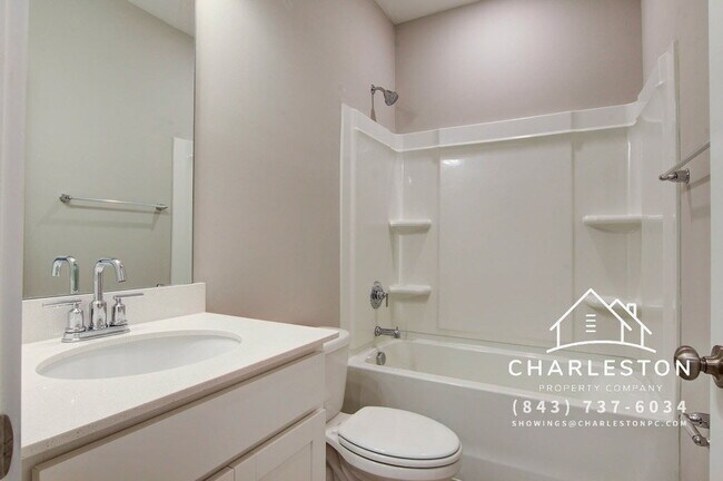 Building Photo - 117 Archdale St