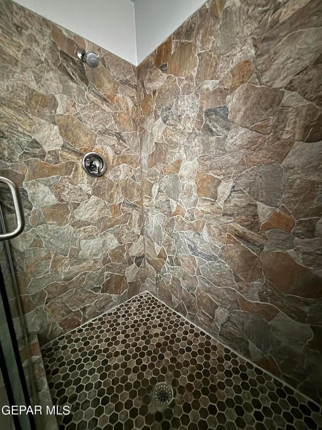 Building Photo - 10960 Ernie Banks Dr