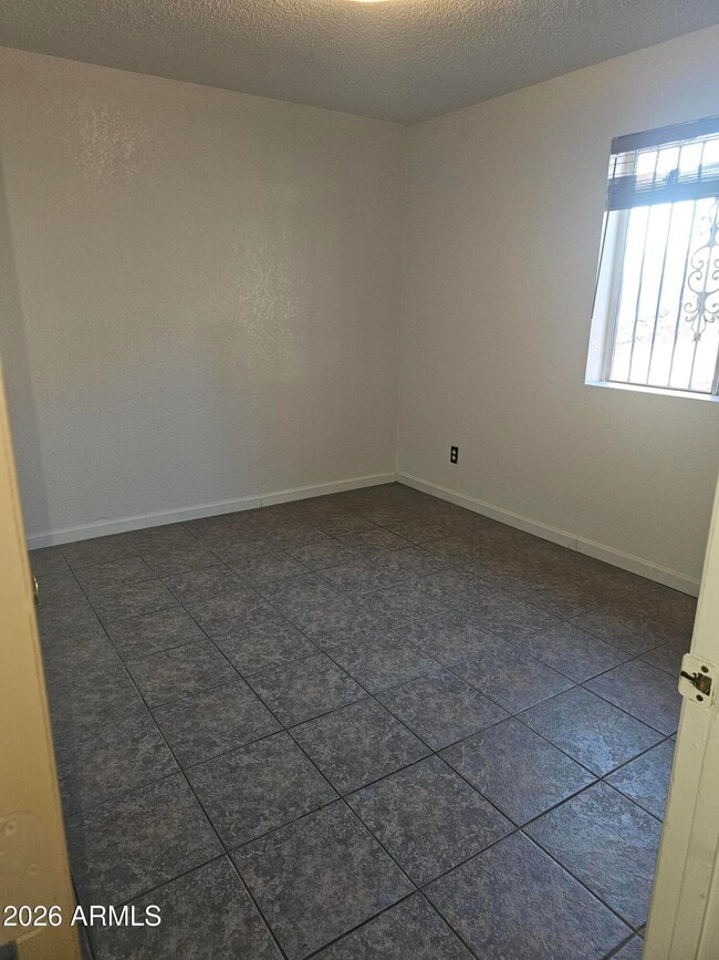 Building Photo - 4933 Marconi Dr