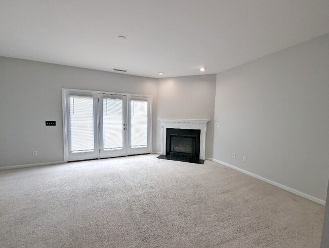 Building Photo - 153 Braeside Ct