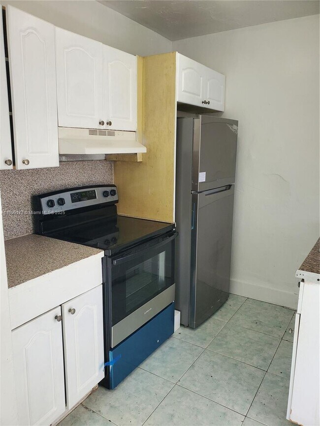 Building Photo - 1240 NE 143rd St