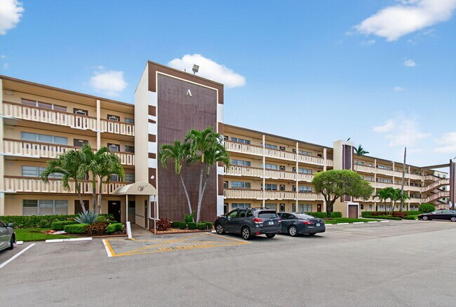 Building Photo - 4003 Wolverton E