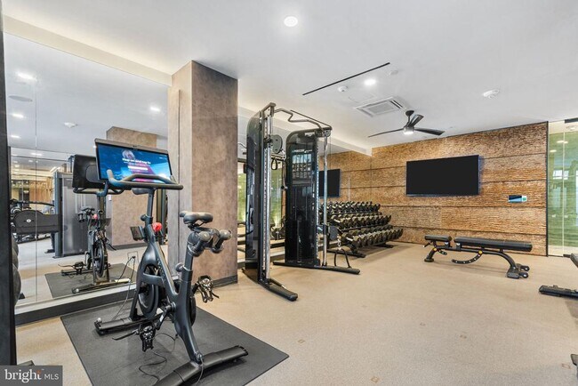 Building Photo - 255 W Falls Station Blvd