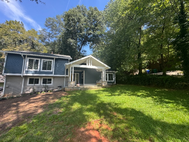 Primary Photo - 1621 Northlake Springs Ct