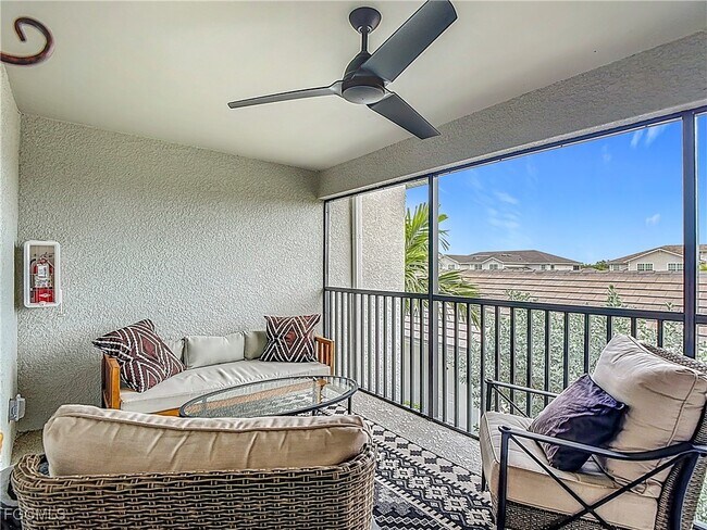 Building Photo - 15960 Grassland Ln