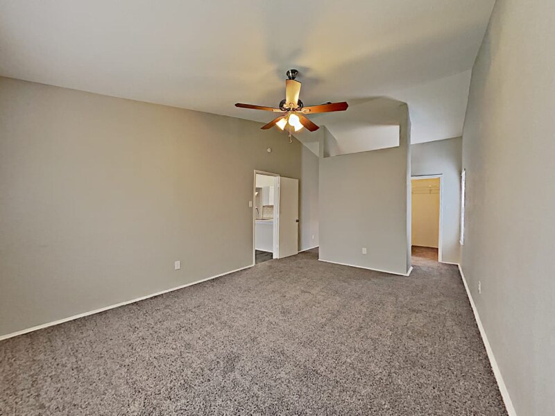 Building Photo - 206 Kalmia Dr