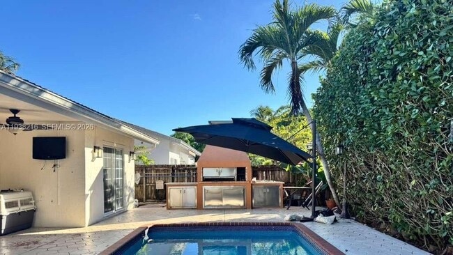 Building Photo - 15770 SW 141st Ct