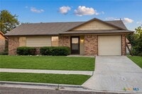 Building Photo - 223 Blanket Dr