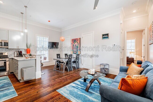 Building Photo - 1201 Baronne St
