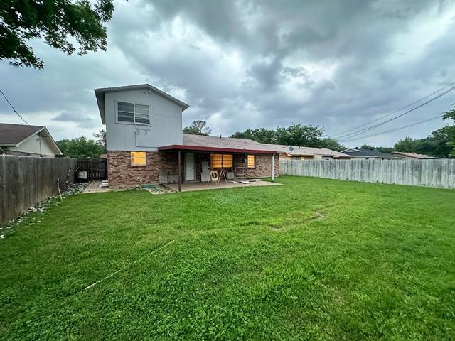 Building Photo - 1017 Calcutta St