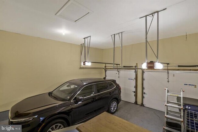 Building Photo - 2393 Watters Glen Ct