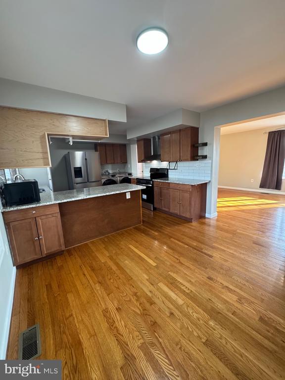 Building Photo - 14780 Jordan Ln