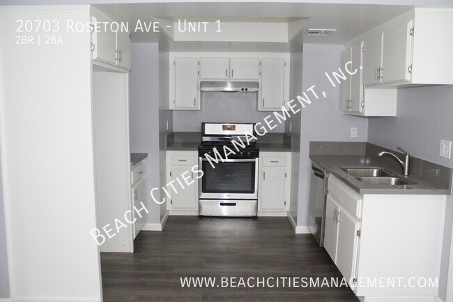Building Photo - 20703 Roseton Ave