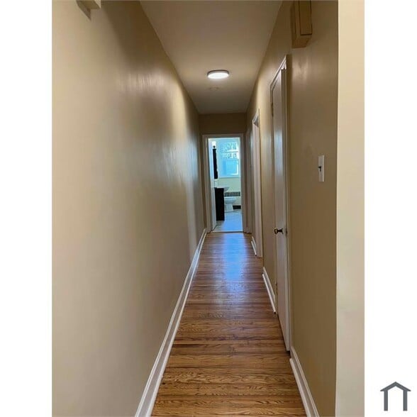 Building Photo - 2444 N 50th St