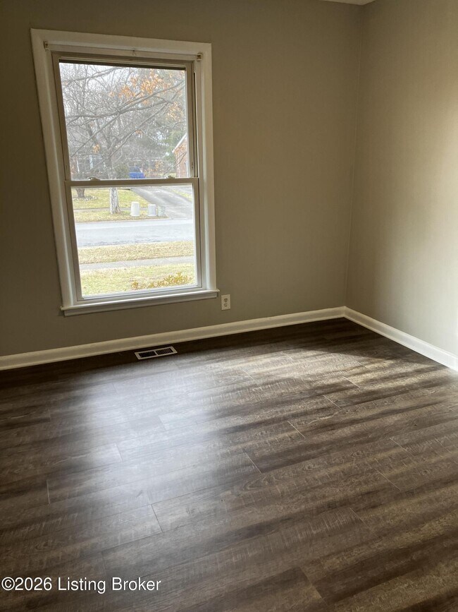 Building Photo - 3823 Manner Dale Dr