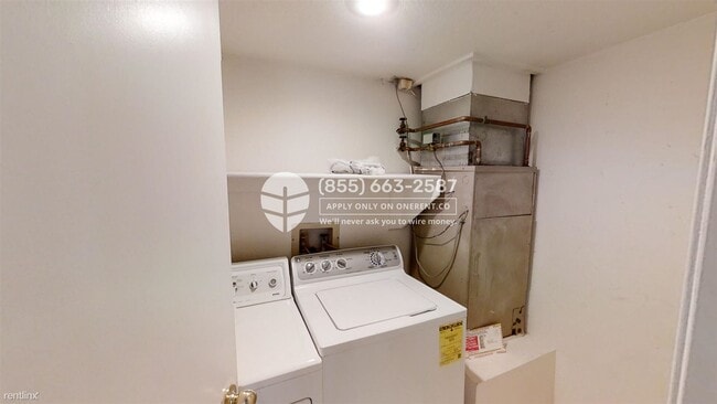 Building Photo - 535 Pierce St