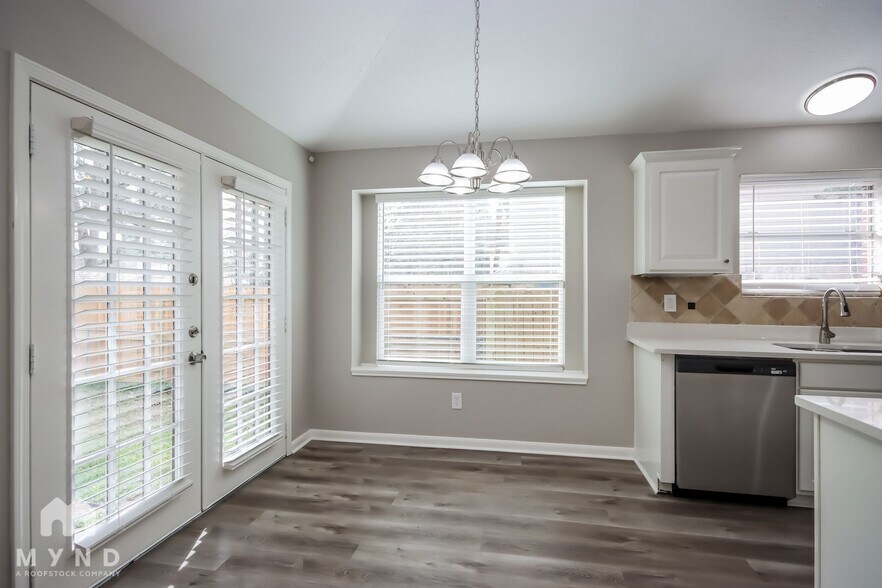 Building Photo - 234 Hartford Ln