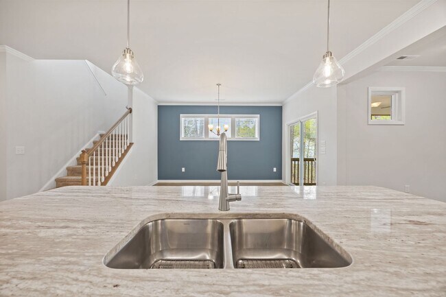 Building Photo - Beautiful, Gorgeous, New Contruction, 5 Bedroom, Garage, Bonus Room, Office, Pet Friendly!