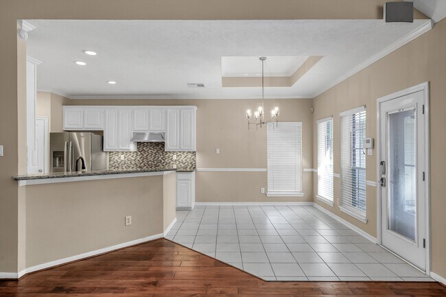 Building Photo - 30118 Bashaw Dr