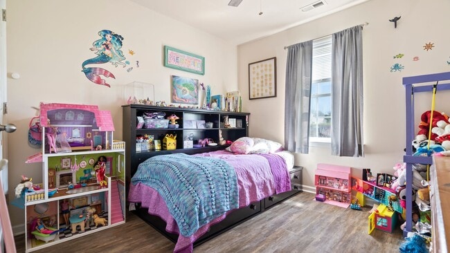 Building Photo - 119 Silver Queen Ln