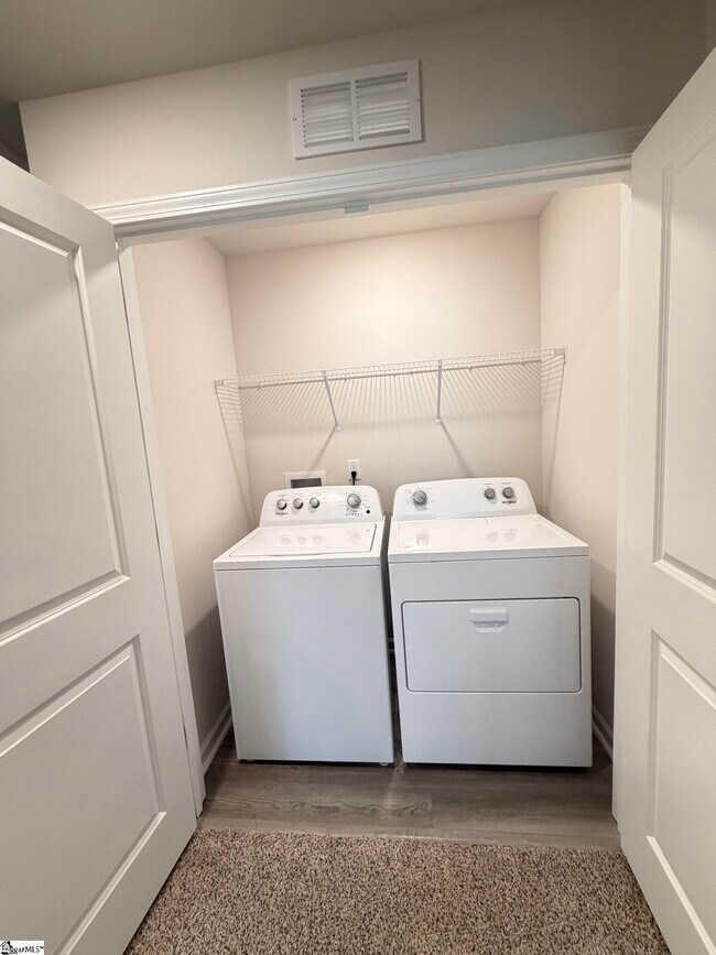 Building Photo - 803 Embark Cir