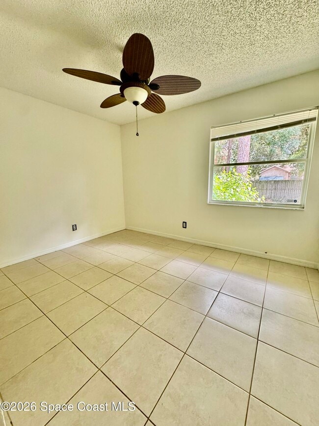 Building Photo - 1506 Hardwicke St NW