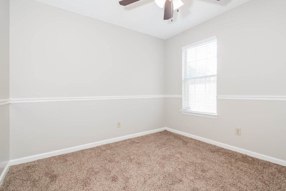 Building Photo - 8682 Cat Tail Dr