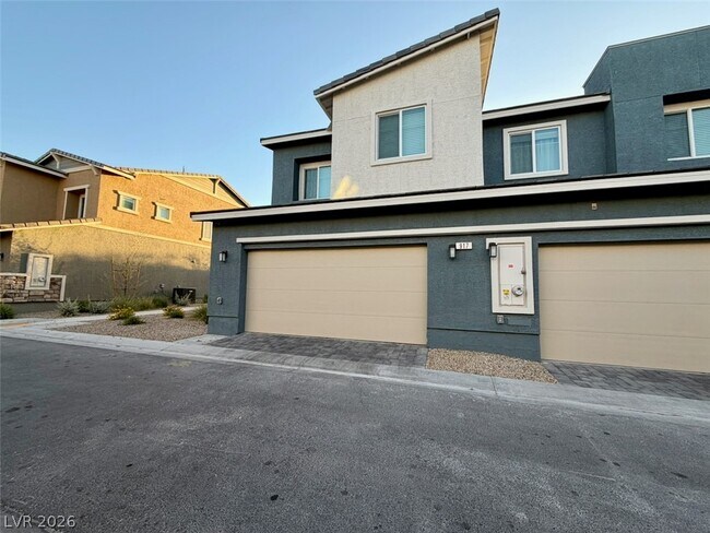 Building Photo - 917 Violet Heron St