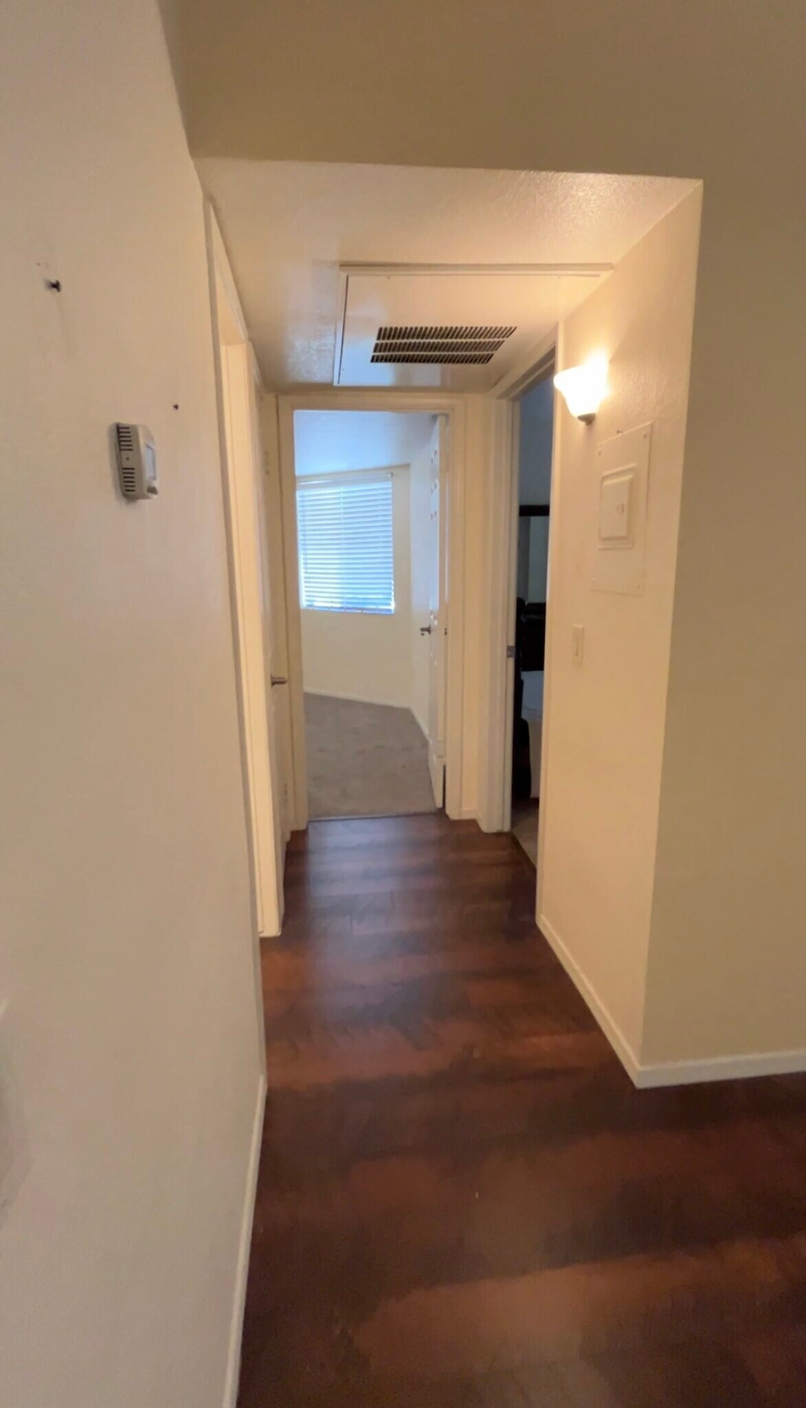 Building Photo - 1720 E Thunderbird Rd