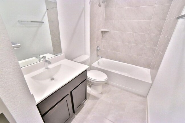 Building Photo - 3810 Lila Lake Ln