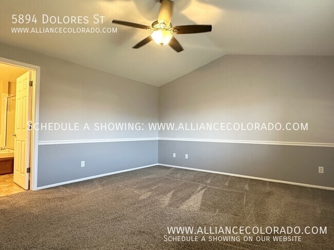 Building Photo - 5894 Dolores St